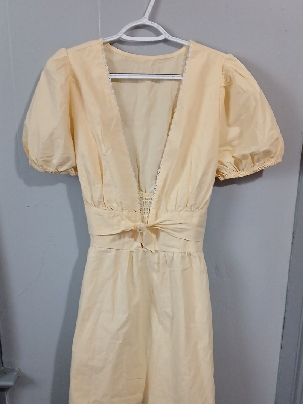 Light Cream Puff-Sleeve Mini Dress with V-Neck Tie Waist